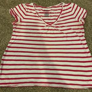 Old Navy Maternity shirt